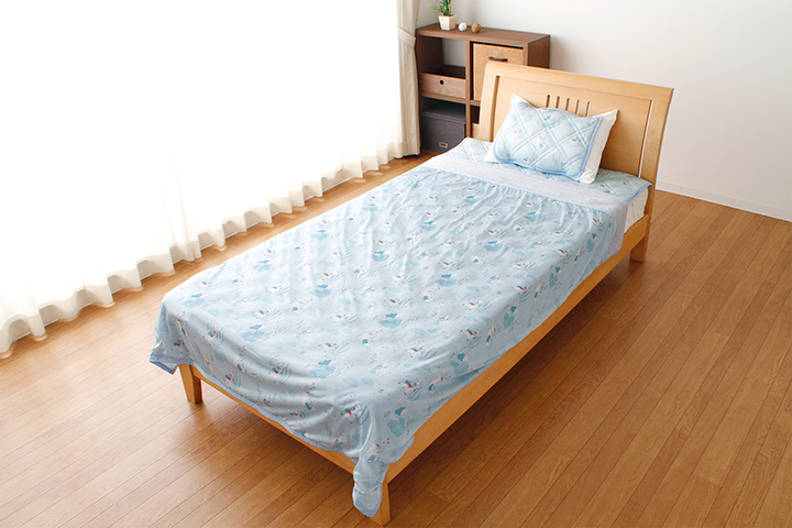 ひんやり冷たい接触冷感の寝具シリーズが新発売 | ピーターラビット